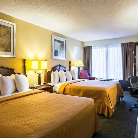 Quality Inn Manassas Exteriör bild
