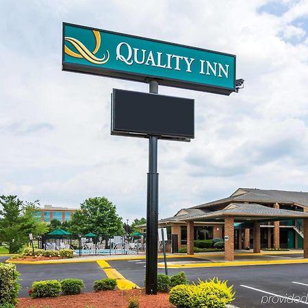 Quality Inn Manassas Exteriör bild
