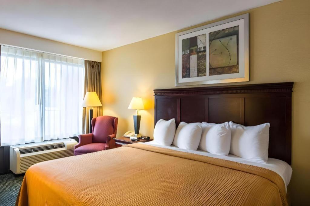 Quality Inn Manassas Exteriör bild