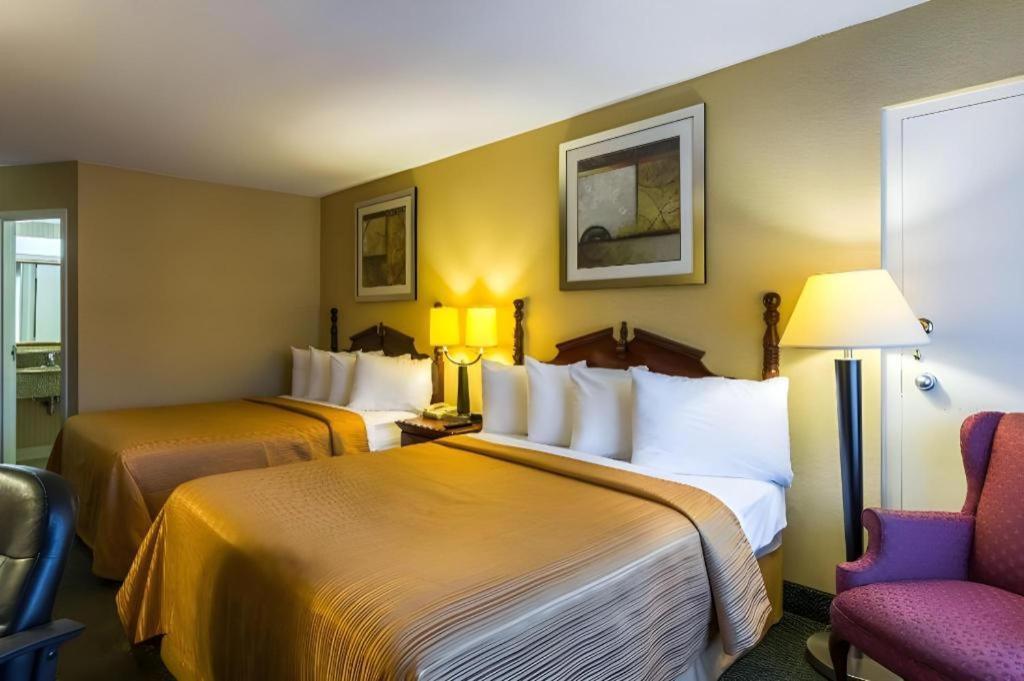 Quality Inn Manassas Exteriör bild