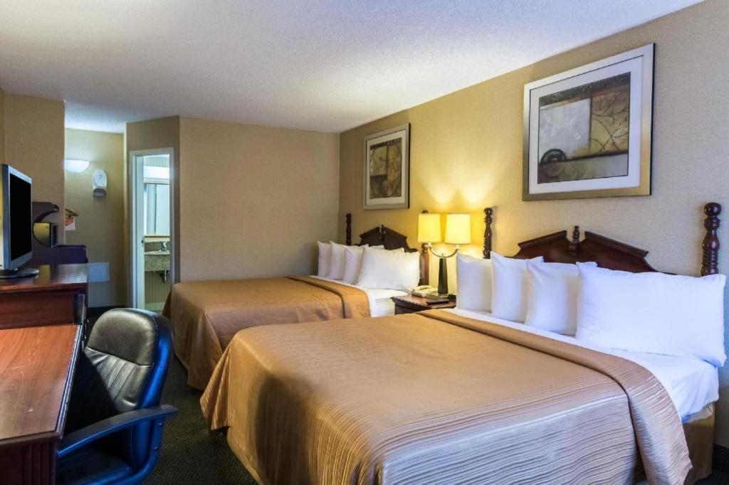 Quality Inn Manassas Exteriör bild